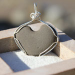 heart stone pendant